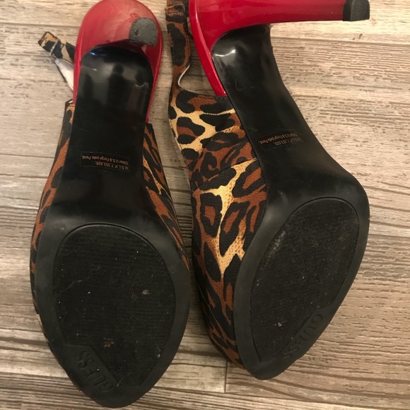 GUESS peep toe shoes - Picture 3 of 4